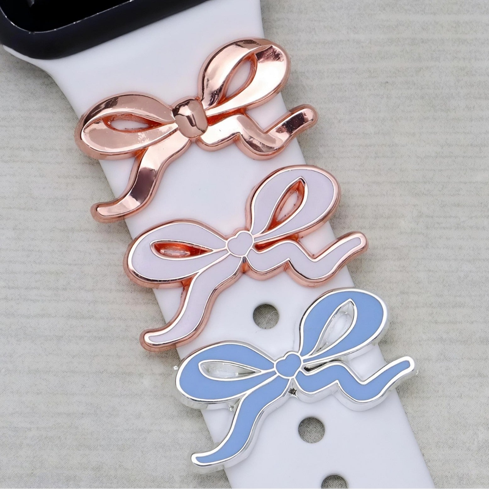 Wholesale Bow Tie Oil-Drip Decorative Ring Suitable for Apple Watch,  Apple Jewelry,  Silicone Watch Band,  Zinc Alloy Accessories,  Fashionable Ol