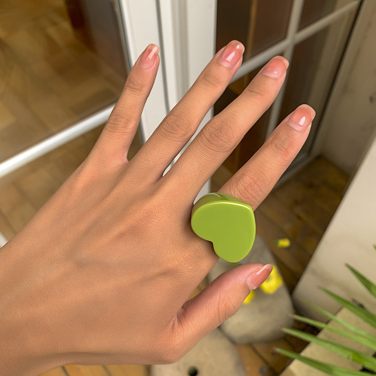 Wholesale Resin Candy Color Geometric Heart Ring For Women Vacation Jewelry Accessory