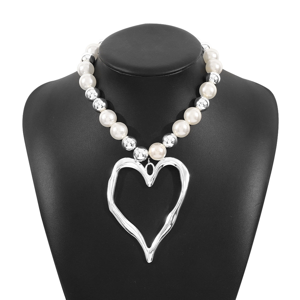 Wholesale  exaggerated hollow conch pendant necklace fashion round bead mixed color imitation pearl necklace