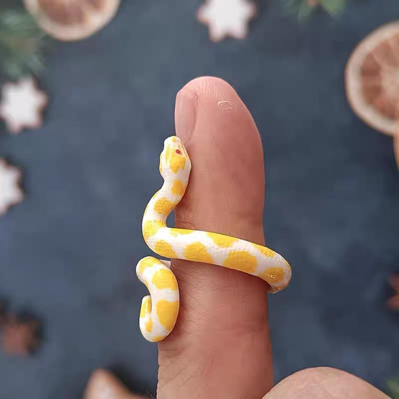Wholesale  Snake Design Cute Little Snake Winding Design Open Ring