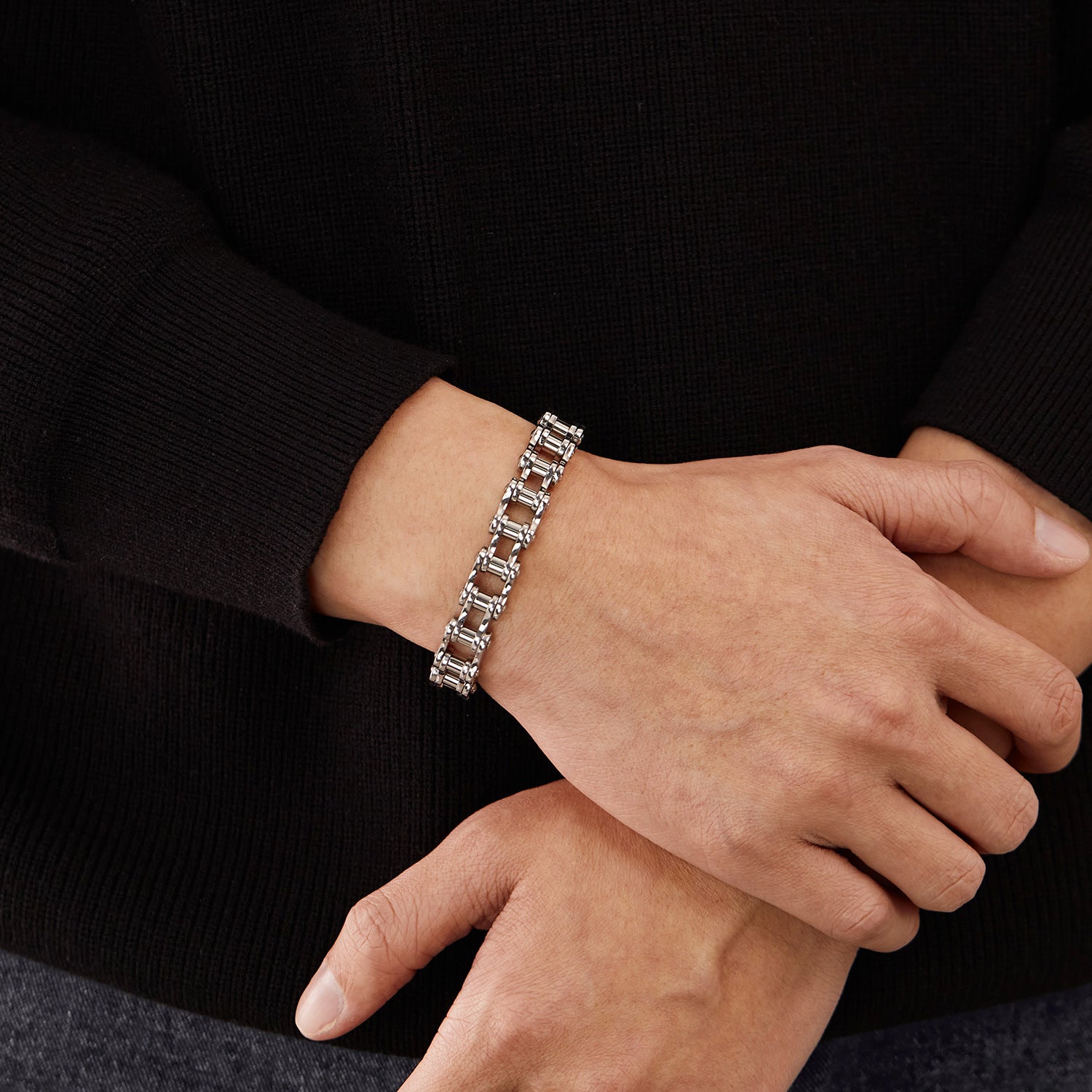 Wholesale Stainless steel men's bracelet rock personality motorcycle chain