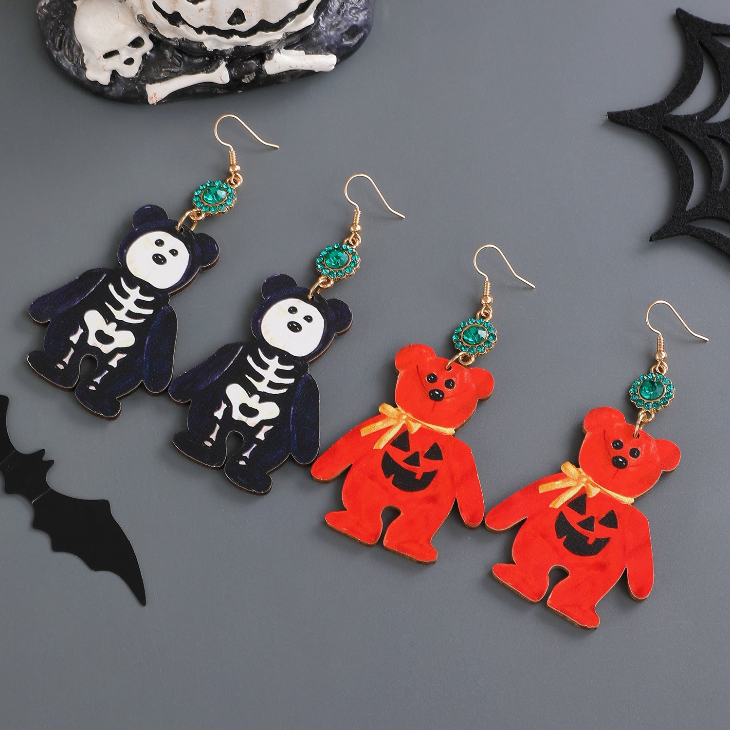 Wholesale  Little Bear Wooden Earrings Gold-Tone Fashion Accessory Gift