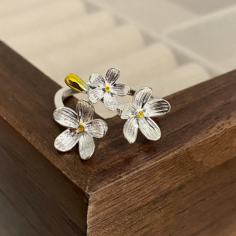 Wholesale Ethereal and Beautiful Iris Flower Court Style Princess RIng