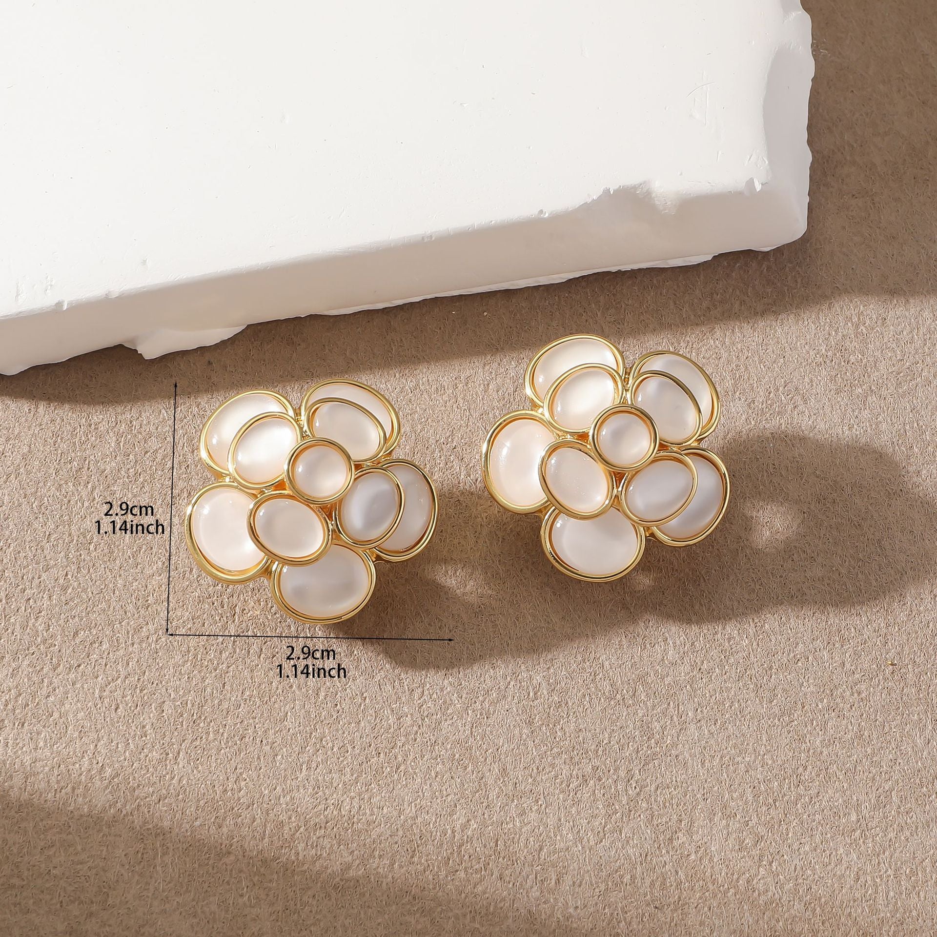 Wholesale Alloy Electroplated Flower Earrings Chic Camellia Design For Everyday Wear Gift Boutique Resale