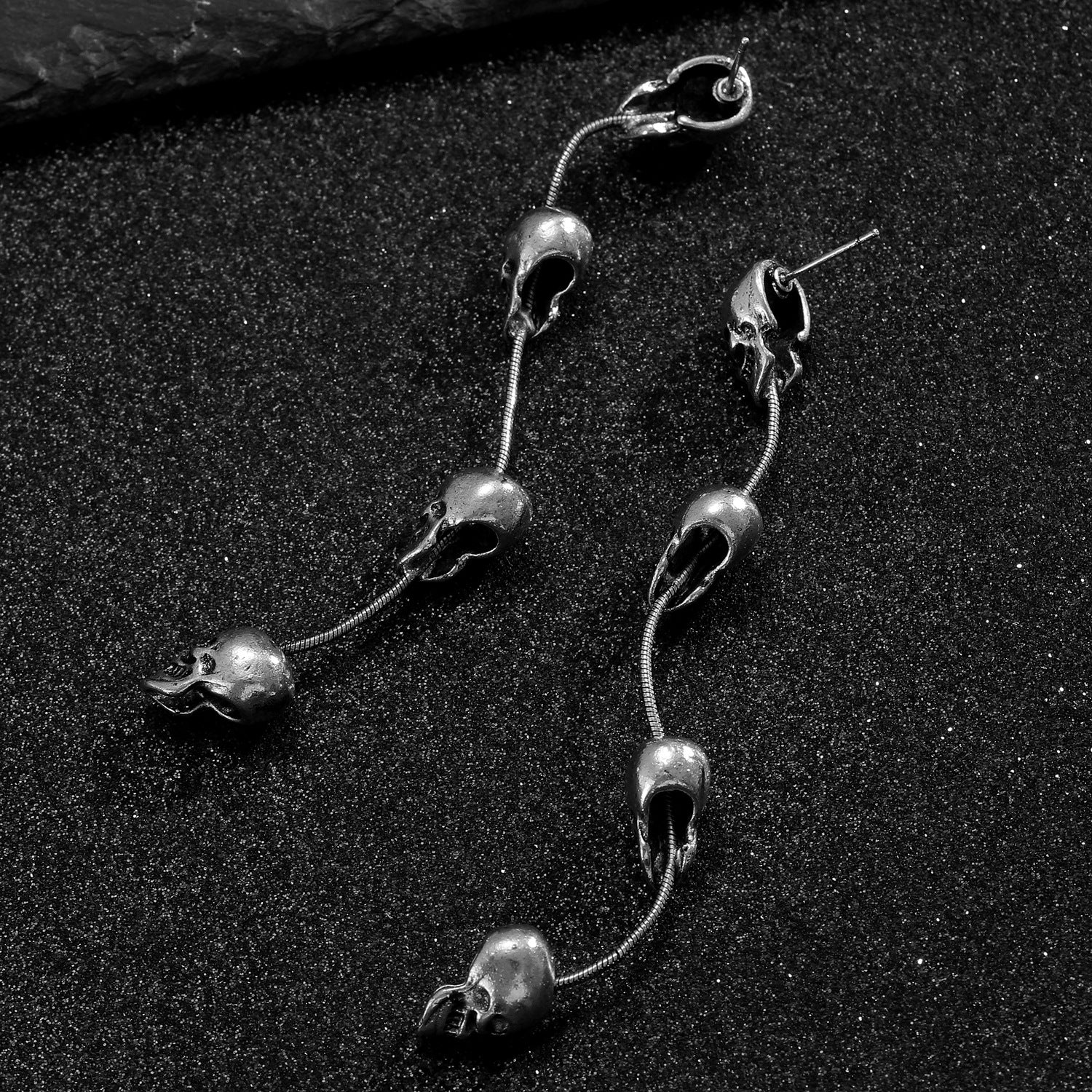 Wholesale Dark Gothic  Skull Long Tassel Earrings Fashion Accessory Gift for Women