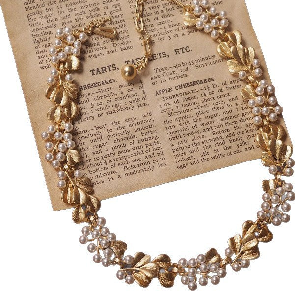 Wholesale Retro Palace Style Ginkgo Leaf Pearl Necklace Party Wear Jewelry Accessory Boutique Resale