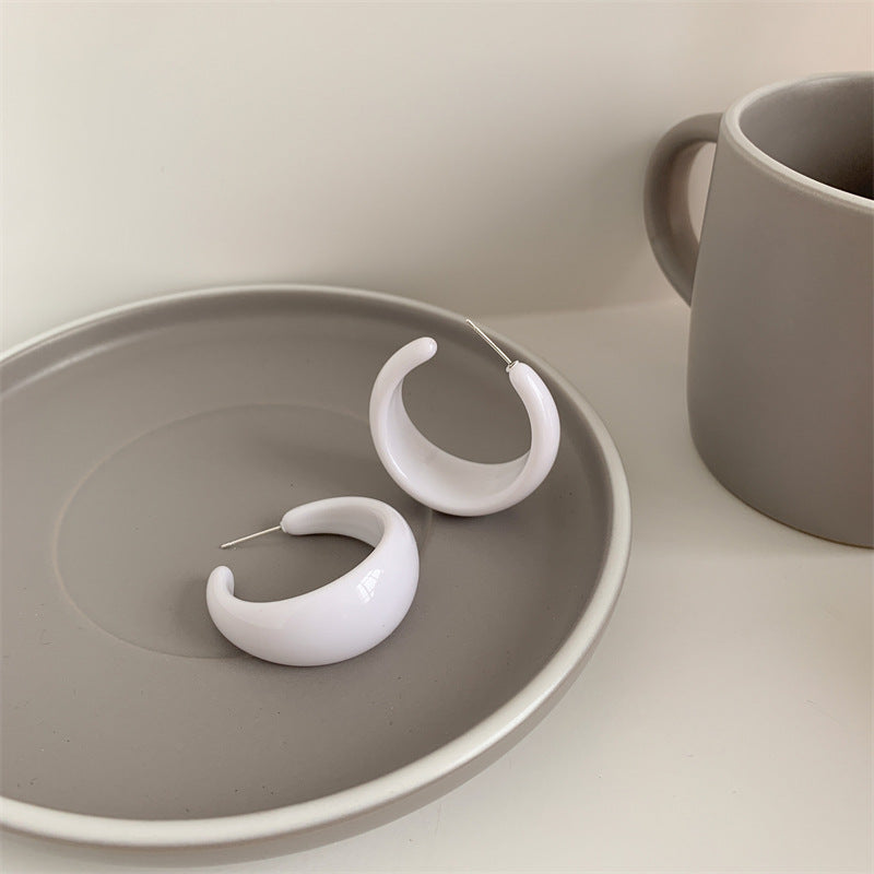 Wholesale Acrylic Vintage C Shape Geometric Earrings