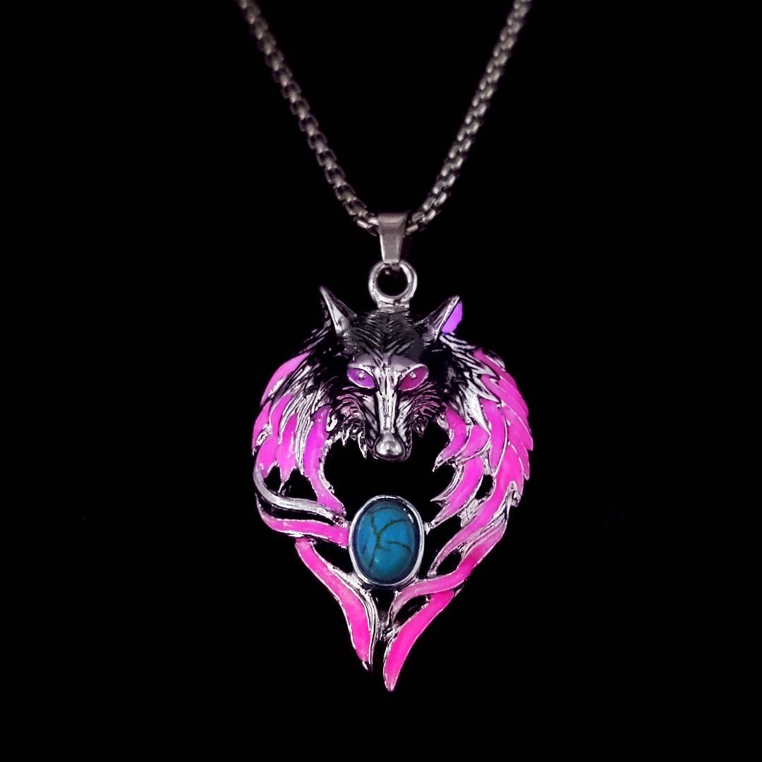 Wholesale Dark Wolf Head Vintage Turquoise Diamond Luminous Men' s Pendant