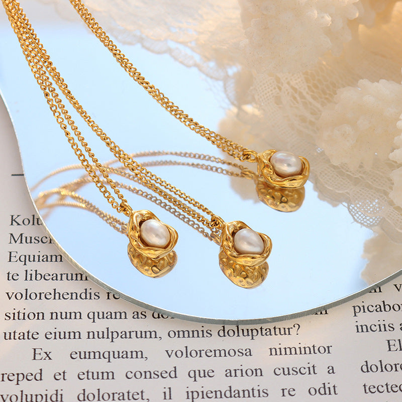 Wholesale European Fashion Cuban Chain Pearl Pendant Necklace - Titanium Steel Gold Plated,  Niche Design,  Jewelry Accessory for Boutique Resale