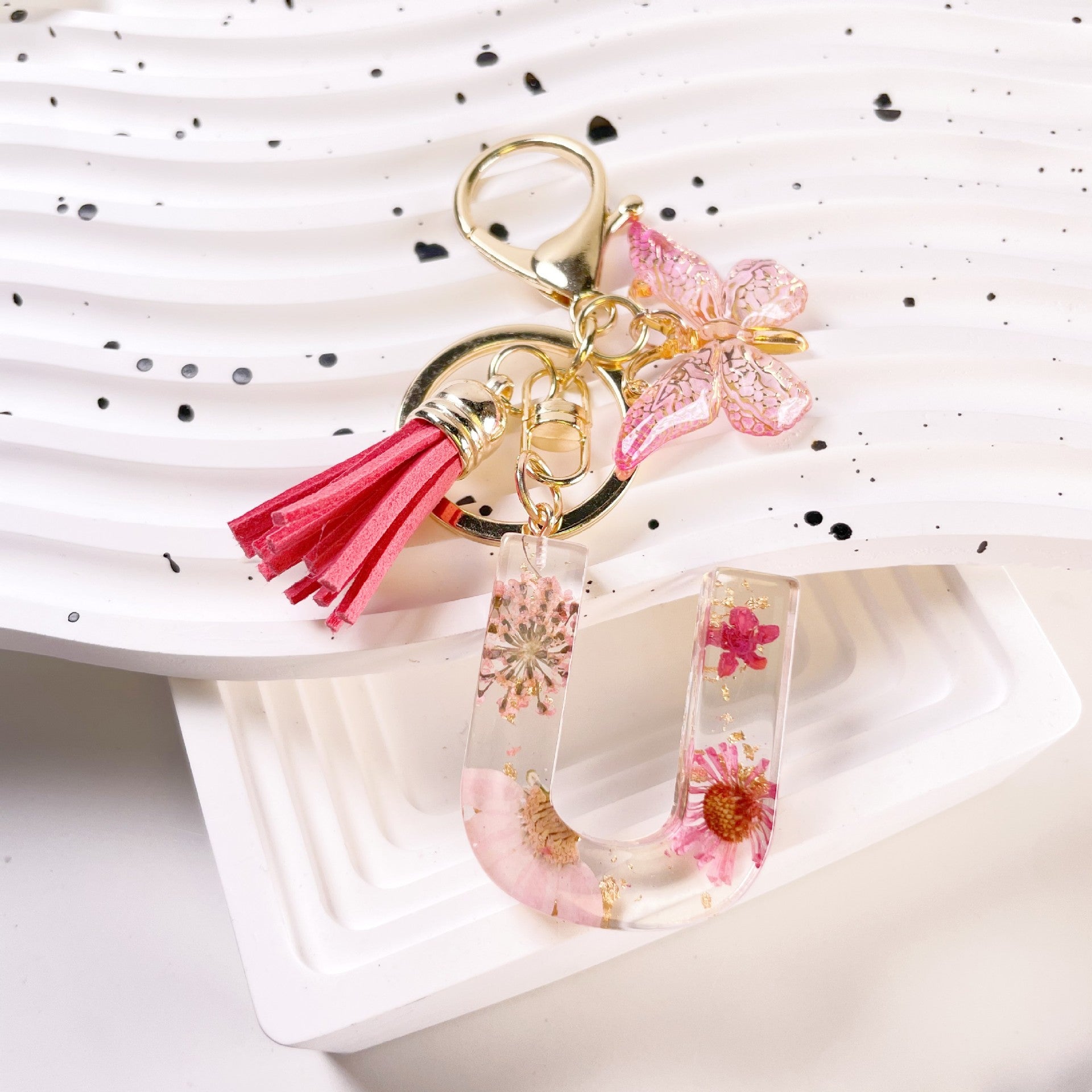 Wholesale Pink Daisy Letter Keychains Butterfly Tassel Keychain ACC-KC-Jiay001