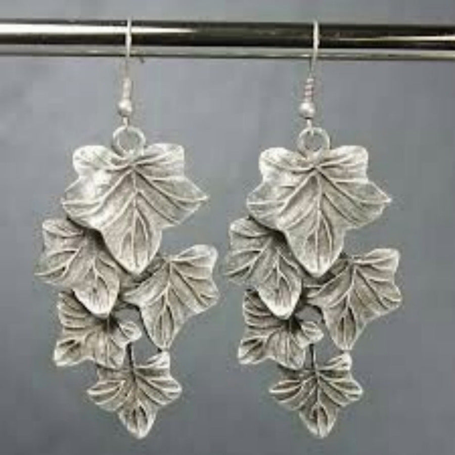 Wholesale  retro geometric spiral old metal earrings