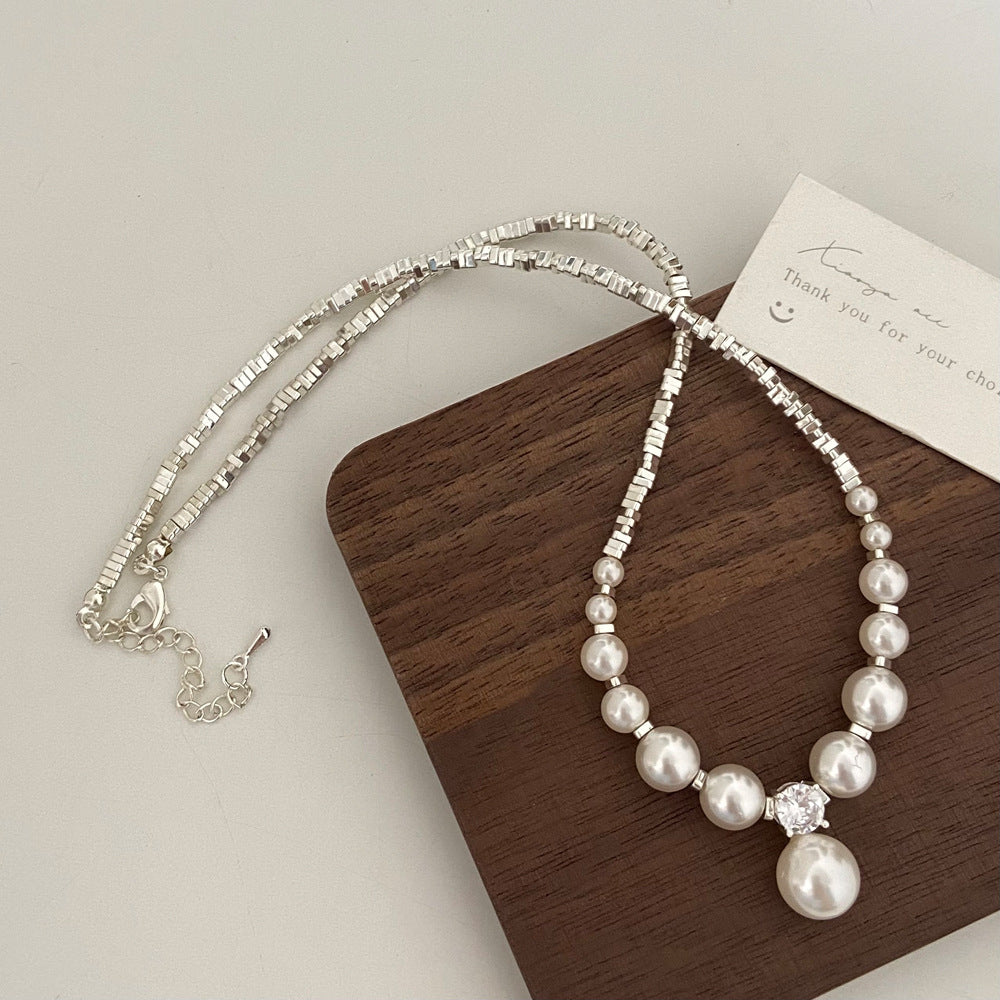 Wholesale  pearl necklace jewelry  light luxury light luxury niche design necklace