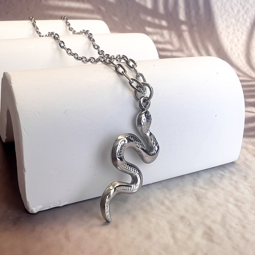 Wholesale Geometric Pattern Snake Stainless Steel 18K Gold Plated Necklaces ACC-NE-Youbi002