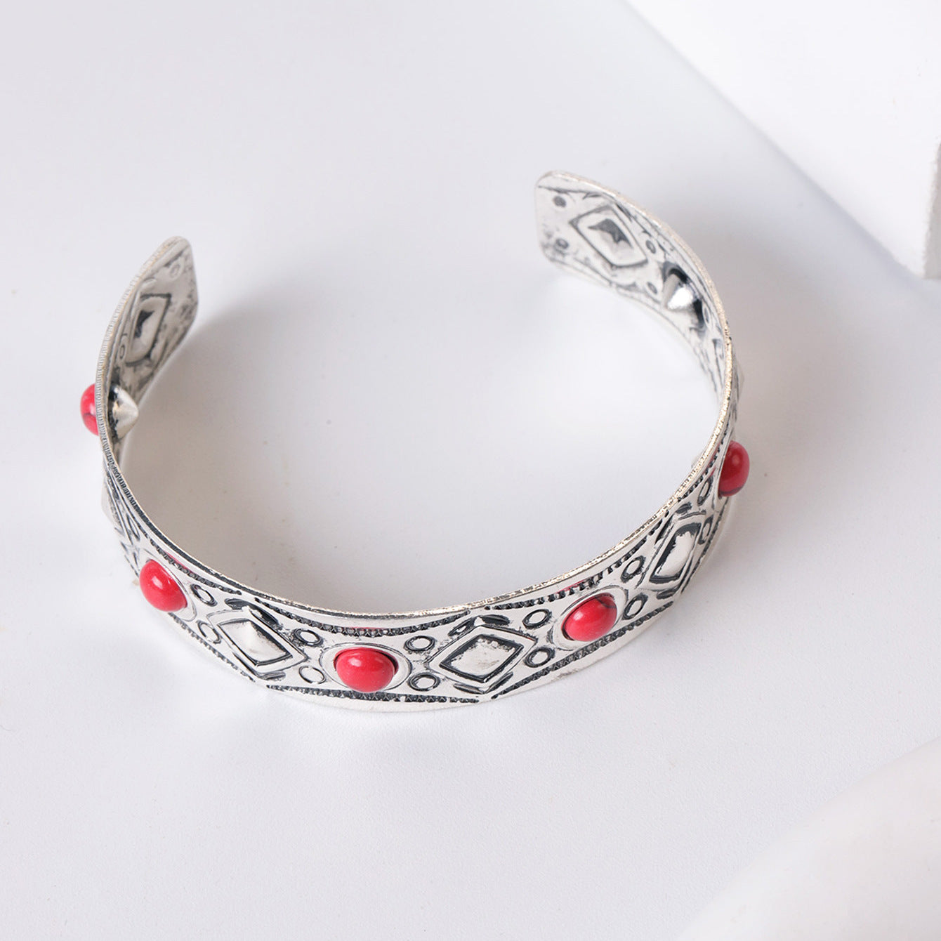 Wholesale Silver Tone Turquoise Inlay Vintage Open Adjustable Bracelet Women Fashion Jewelry Accessory