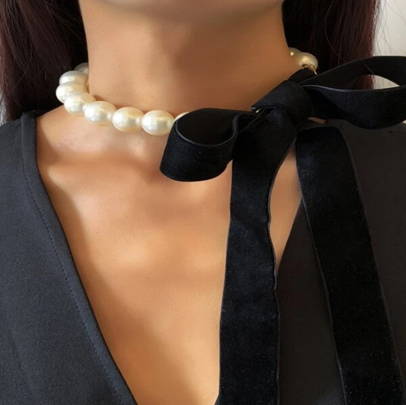 Wholesale  pearl black ribbon knot neck chain clavicle chain