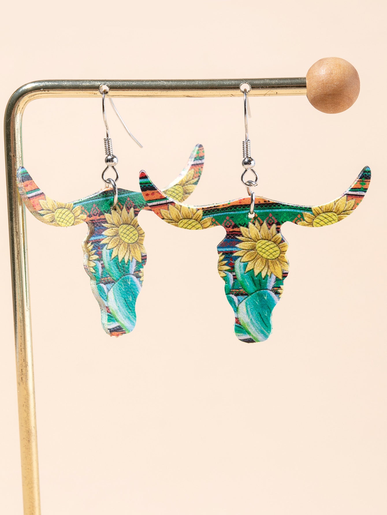 Wholesale  retro personality cow head leather earrings creative sunflower pu earrings