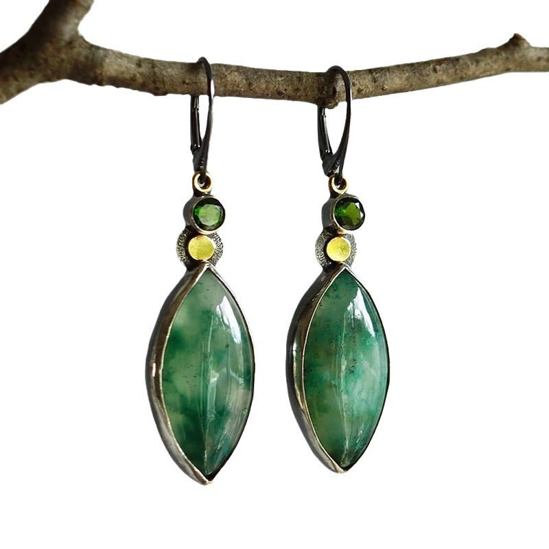 Wholesale retro leaf shape green chalcedony earrings