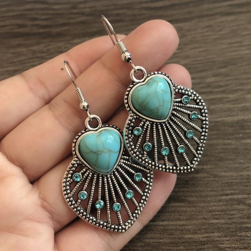 Wholesale Retro Bohemian Heart Turquoise Earrings Chic Leaf Design Fashion Accessory Gift For Birthday