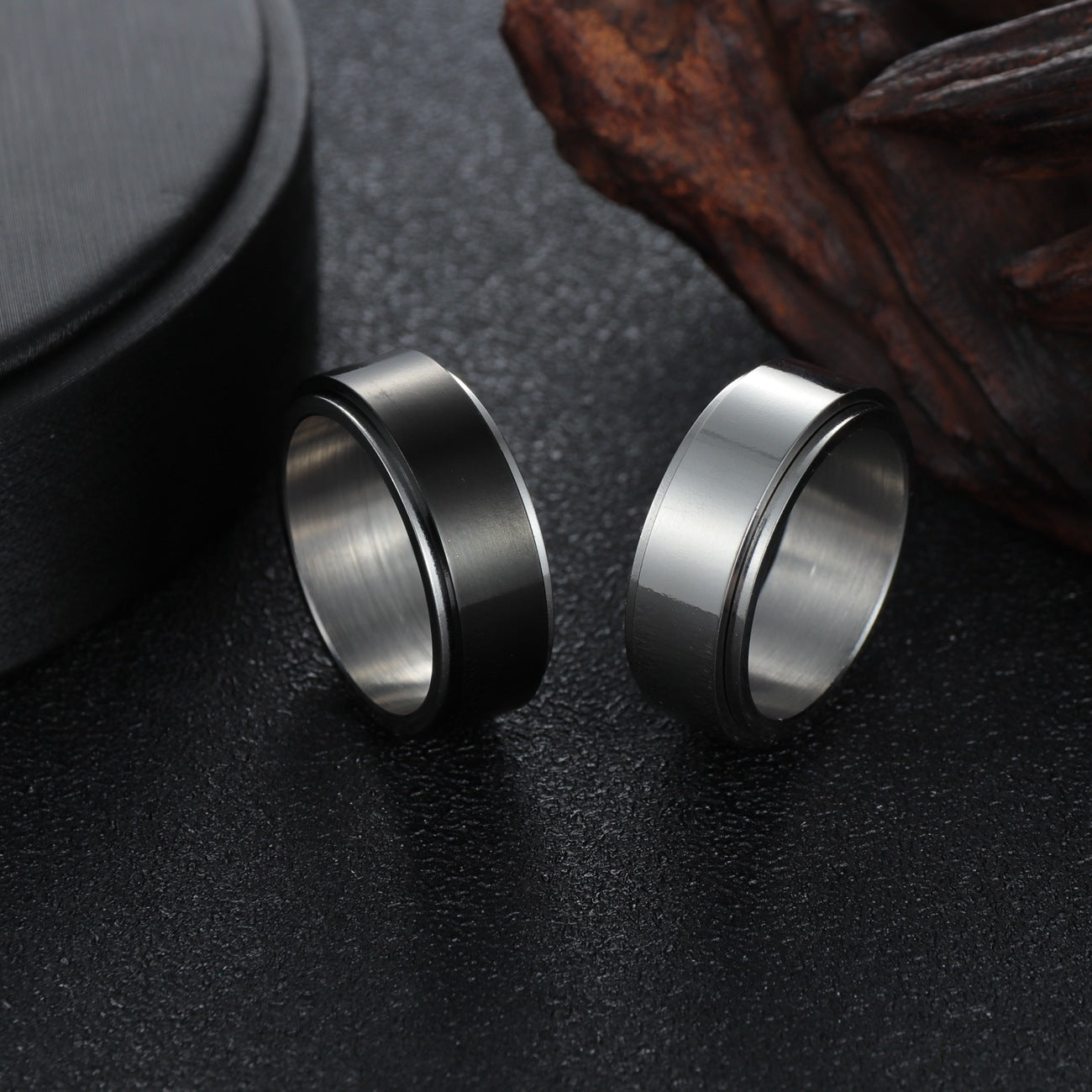 Wholesale  8MM width titanium steel rotating men's ring