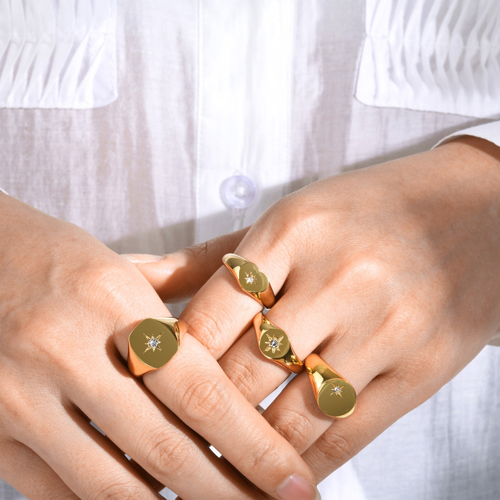 Wholesale Stainless Steel Zircon Ring Gold Heart Shape Ring ACC-RS-HuaLanXin004