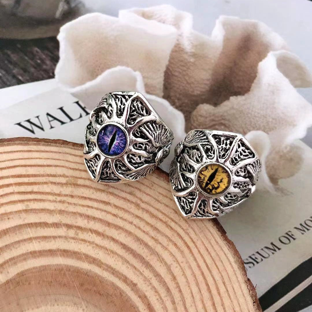 Wholesale Electroplated Metal Eye Ring Edgy Punk Devil Eye Design Jewelry Accessory for Men