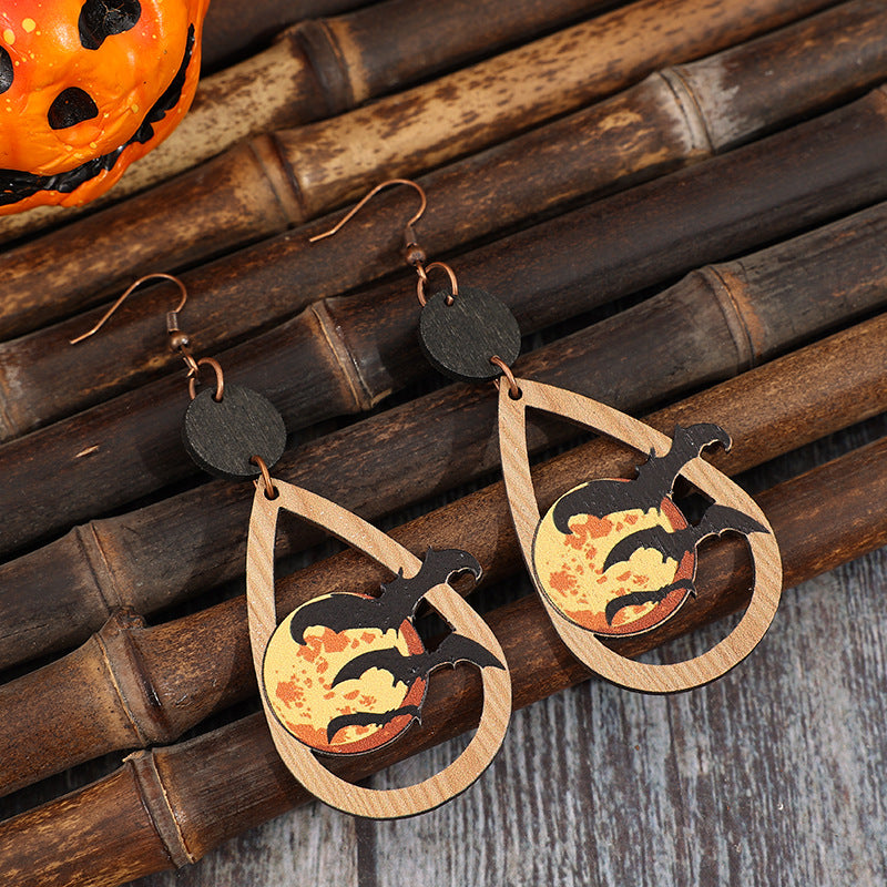 Wholesale Retro  Bat Wooden Drop Earrings Fashion Accessory Gift