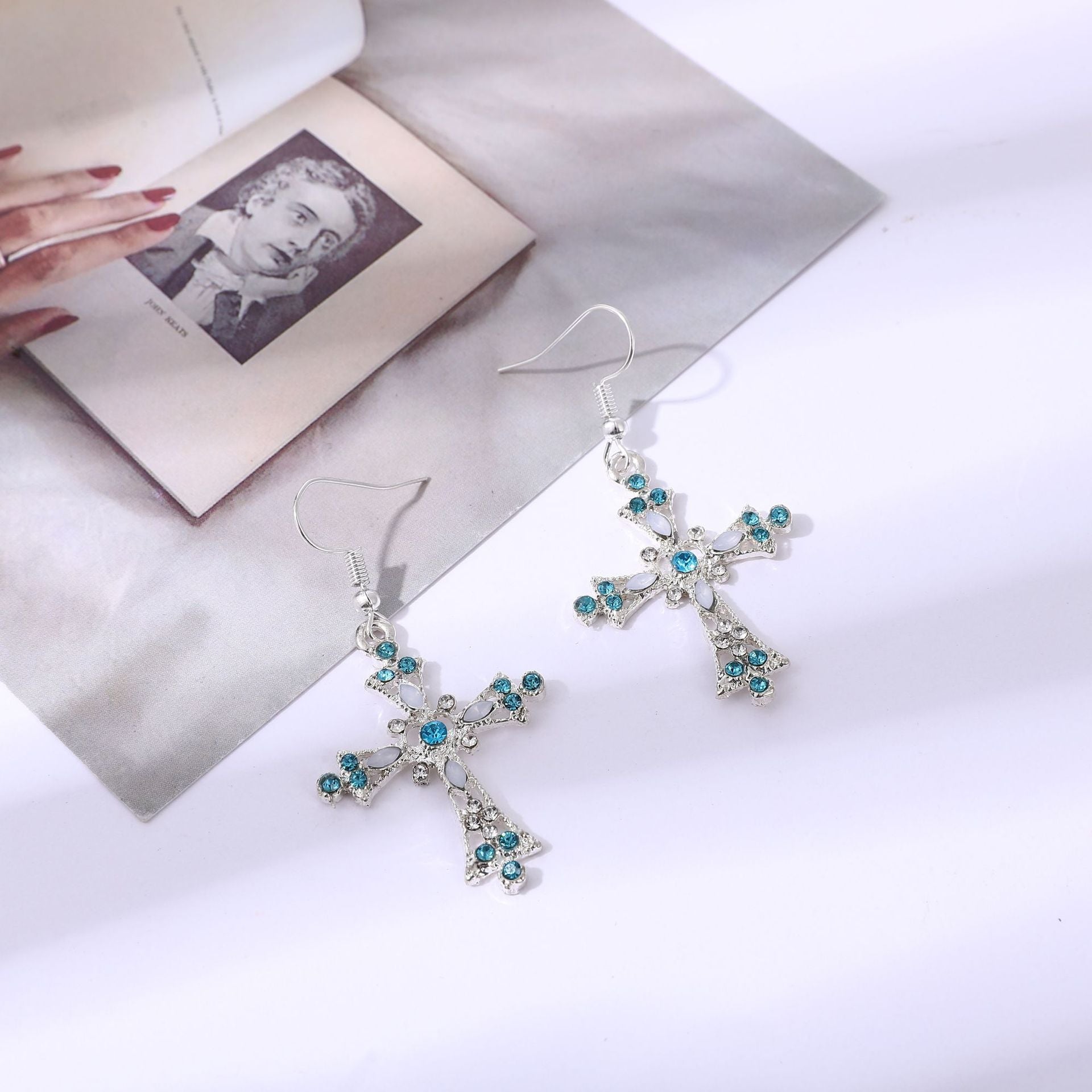Wholesale  Bohemian Fashion Diamond Cross Earrings Necklace Set