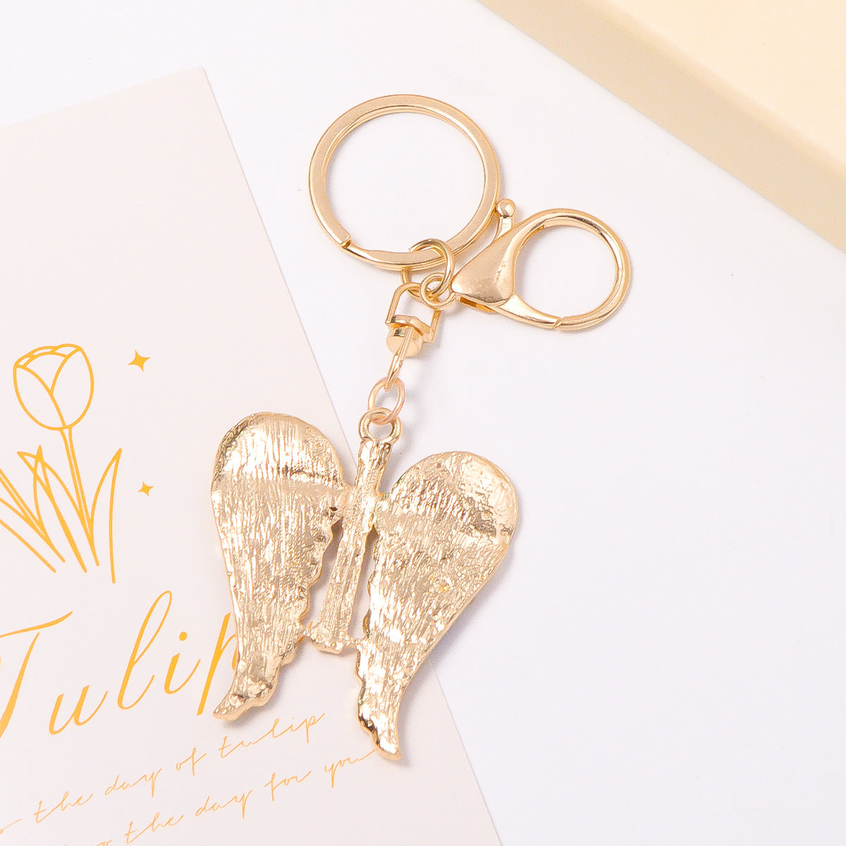 Wholesale Metal Wing Rhinestone Keychain Decorative Car Key Accessory Boutique Resale