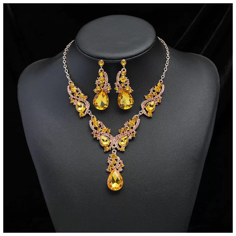 Wholesale Man-made Pearl and Rhinestone Earring Necklace and Bracelet Set
