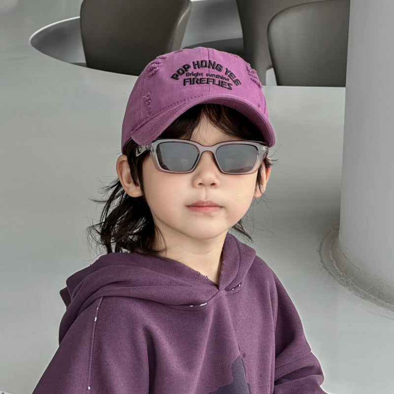 Wholesale Children's alphabet embroidered baseball cap