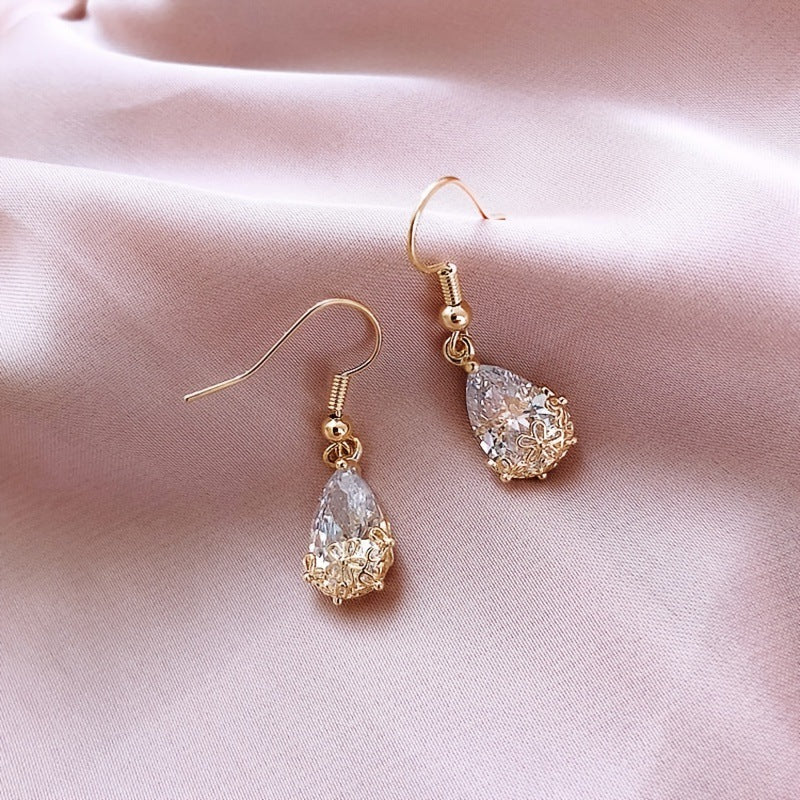 Wholesale New Plum Blossom Crystal Drop Earrings