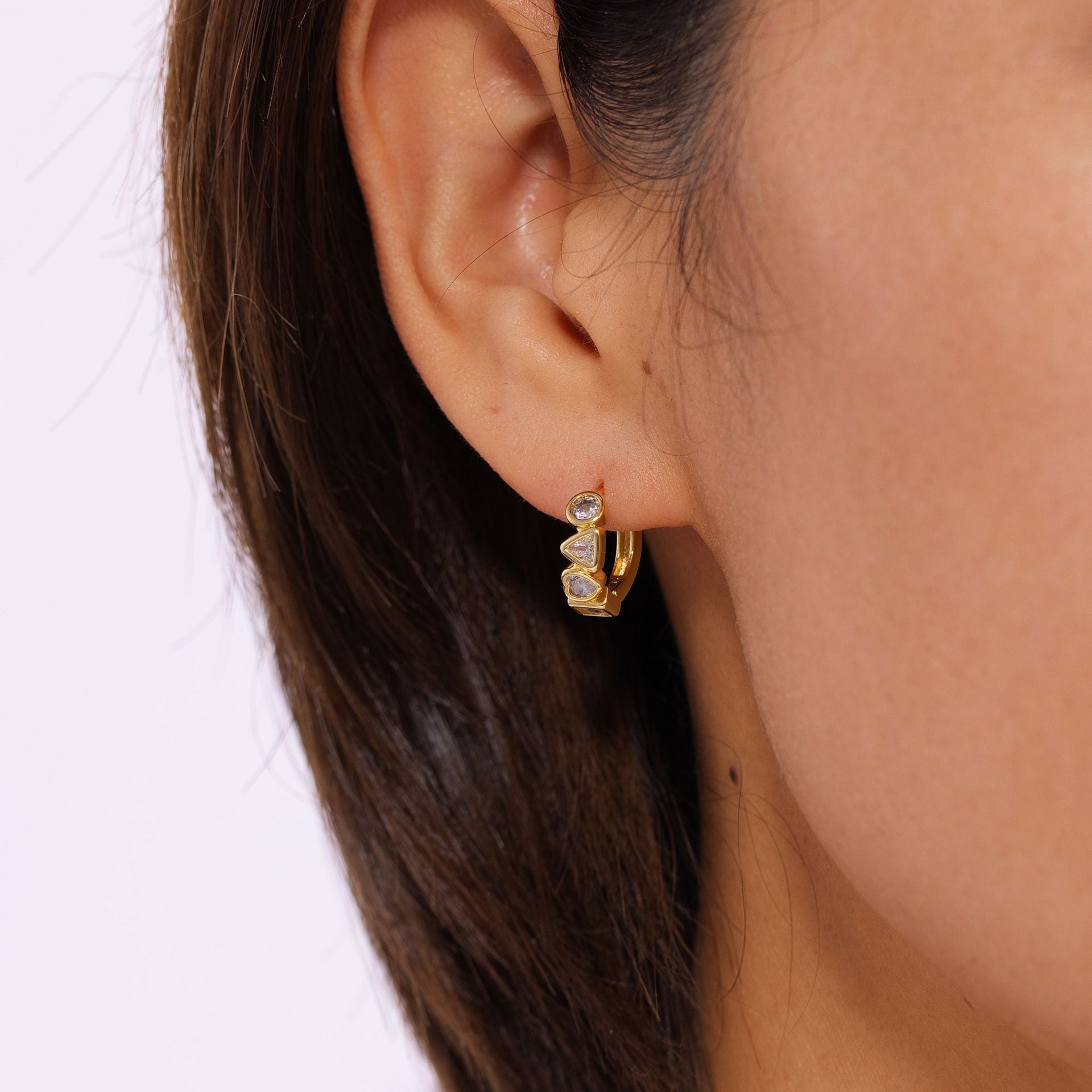 Wholesale Plated 18K Gold Heart-shaped Diamond Earrings