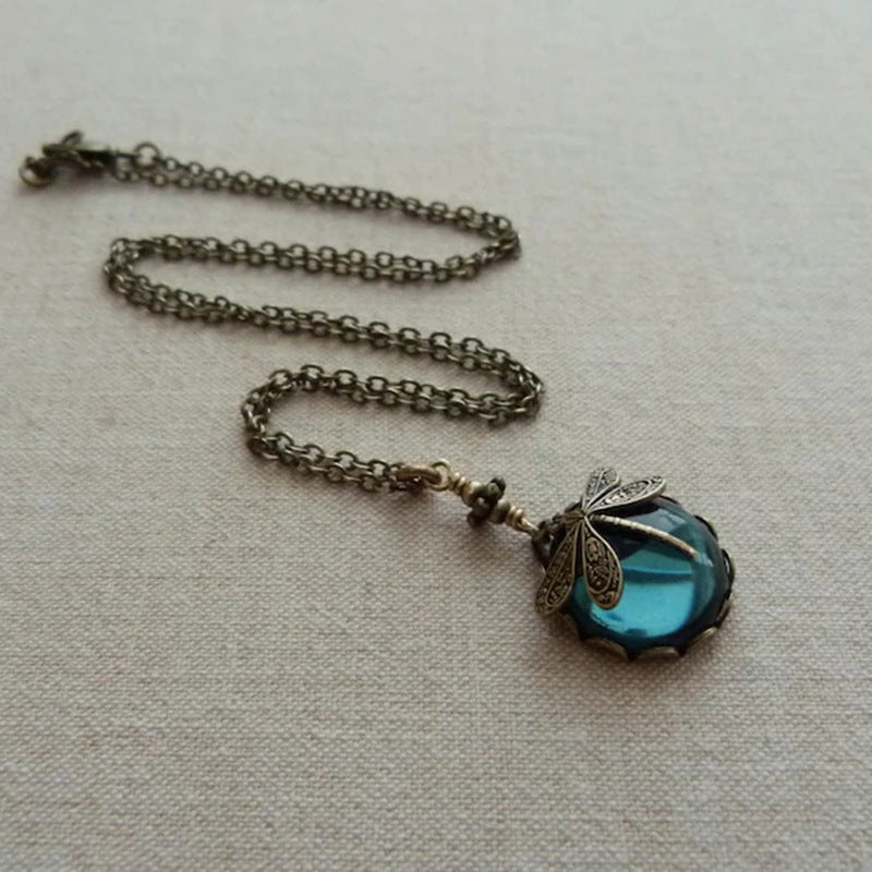 Wholesale Retro Dragonfly Green Crystal Pendant Necklace For Women Bohemian Party Chic Jewelry Gift