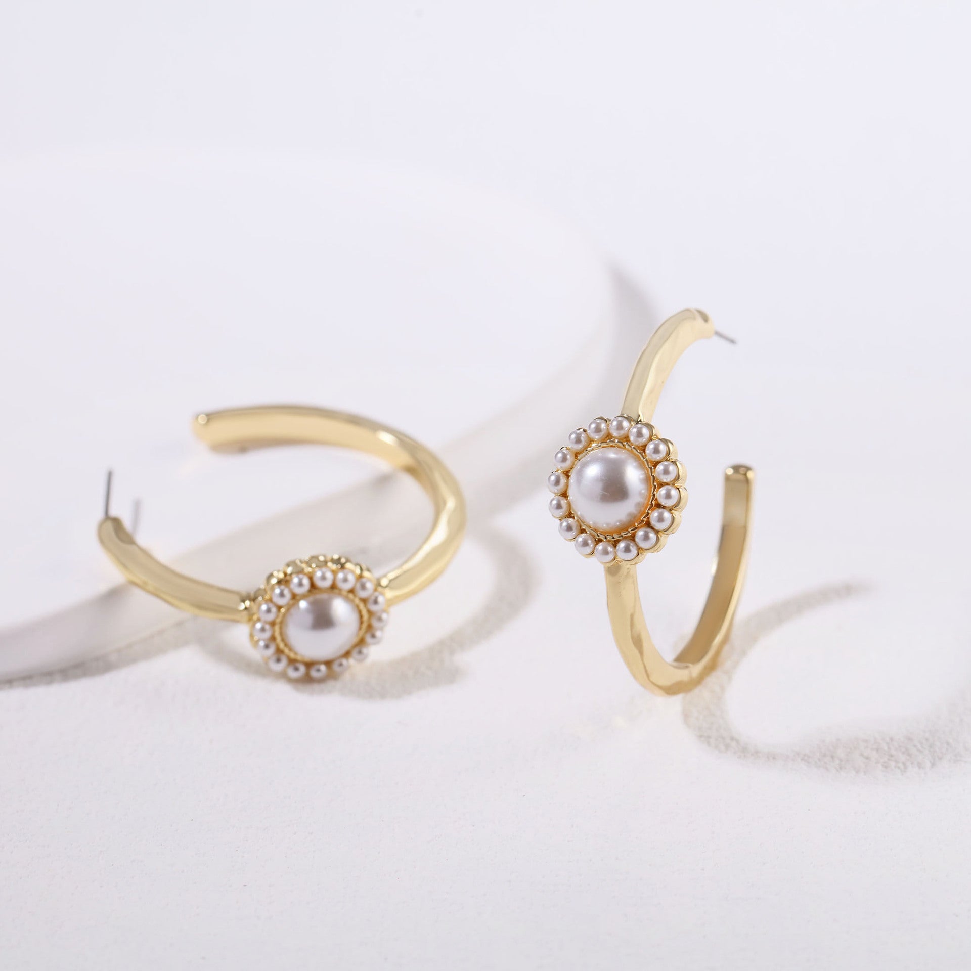 Wholesale  retro flower pearl earrings