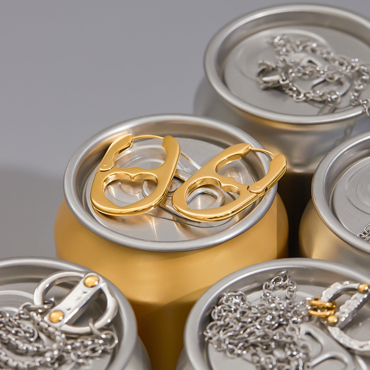 Wholesale 18K Gold Stainless Steel Smooth Can-Shaped Studs  Light Luxury Earrings