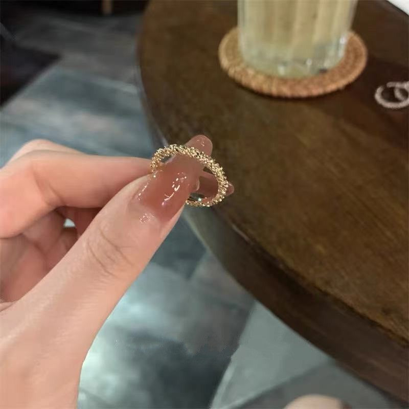 Wholesale Gypsophila Sparkling Necklace for Women Italian Clavicle Chain Necklace Simple Glitter Plain Chain Stackable Design