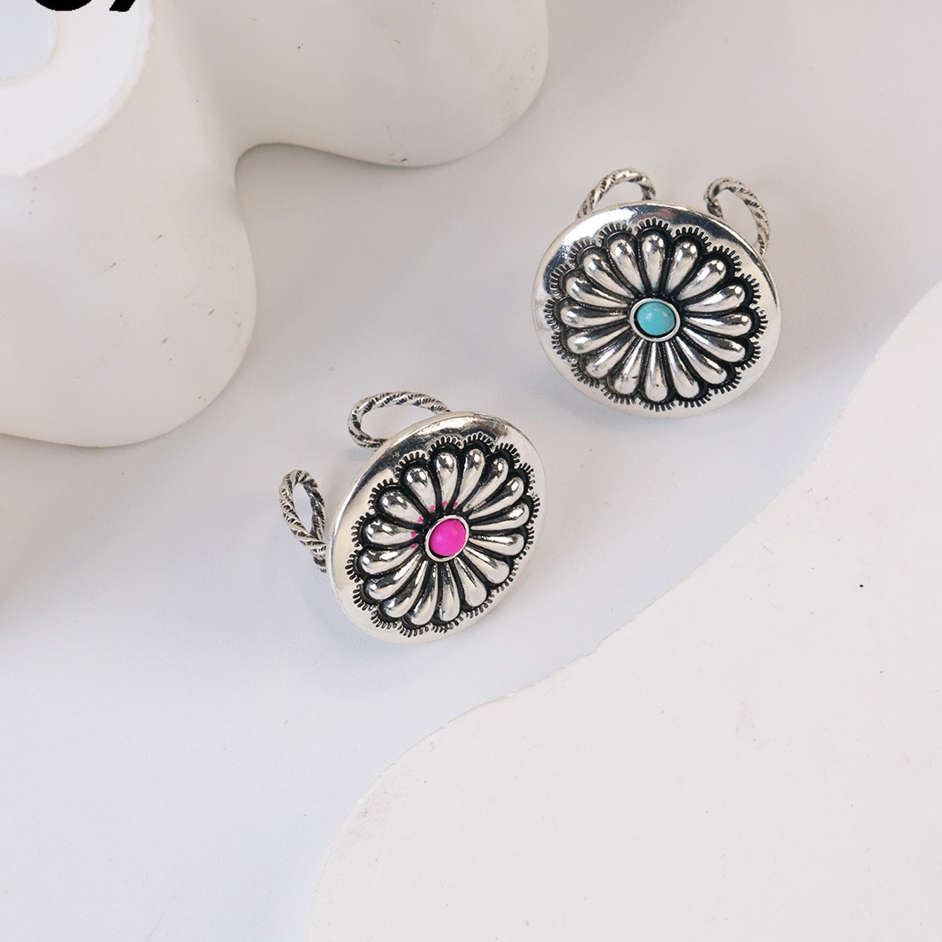 Wholesale Zinc Alloy Inlay Flower Ring Set Retro Ethnic Style Fashion Accessory for Women Gift