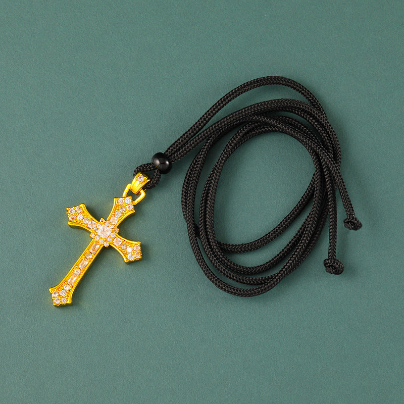 Wholesale Fashion Cross Pendant Necklace Gold Plated Copper Diamond Detail Jewelry Accessory for Women