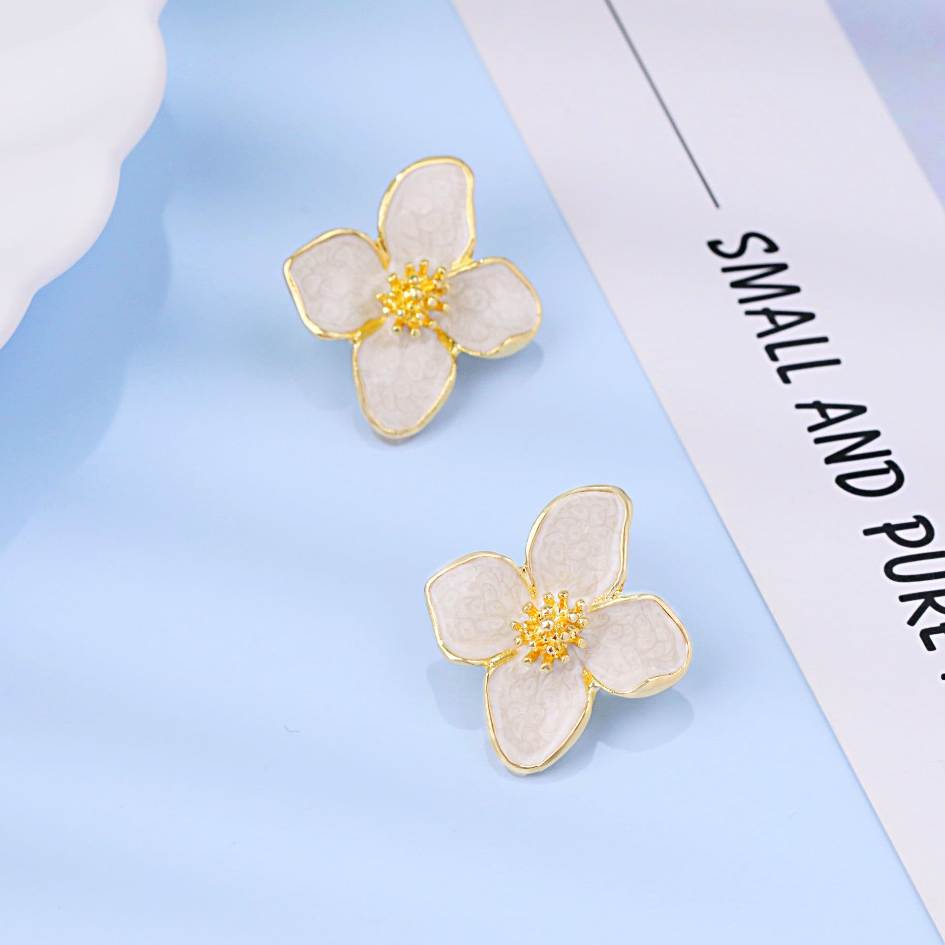 Wholesale Gardenia earrings  geometric earrings