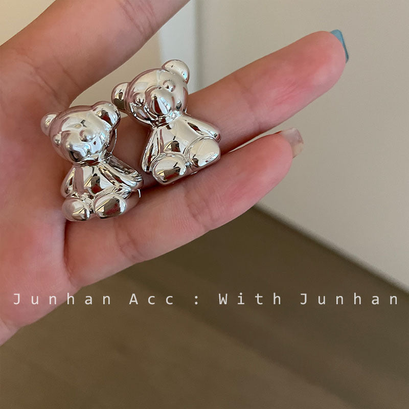 Wholesale Metal Gloss Bear Sweet  Pin Earrings