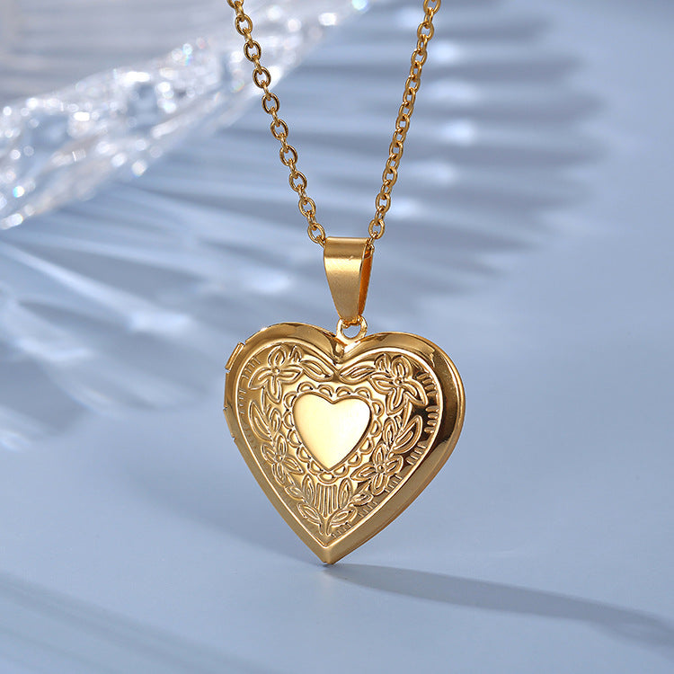 Wholesale Golden Heart Frame Photo Necklace Pendant - Stainless Steel Jewelry Accessory for Couples