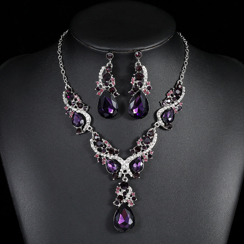 Wholesale Electroplated Alloy Vintage Water Drop Necklace and Earrings Set Party Wear Fashion Accessory