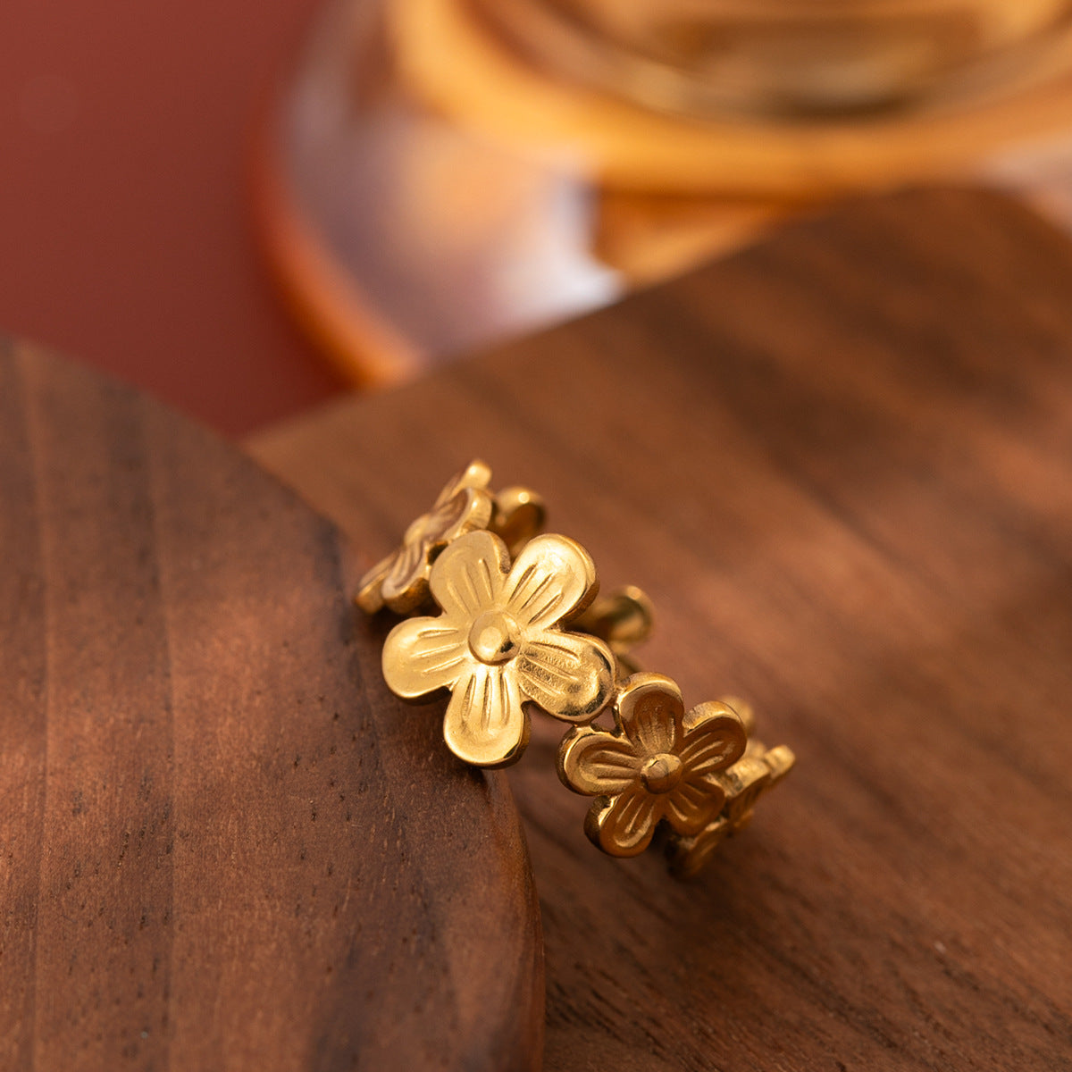 Wholesale Stainless Steel Flower Ring with Vacuum Gold Plating,  Trendy Fashion Jewelry Accessory for Women