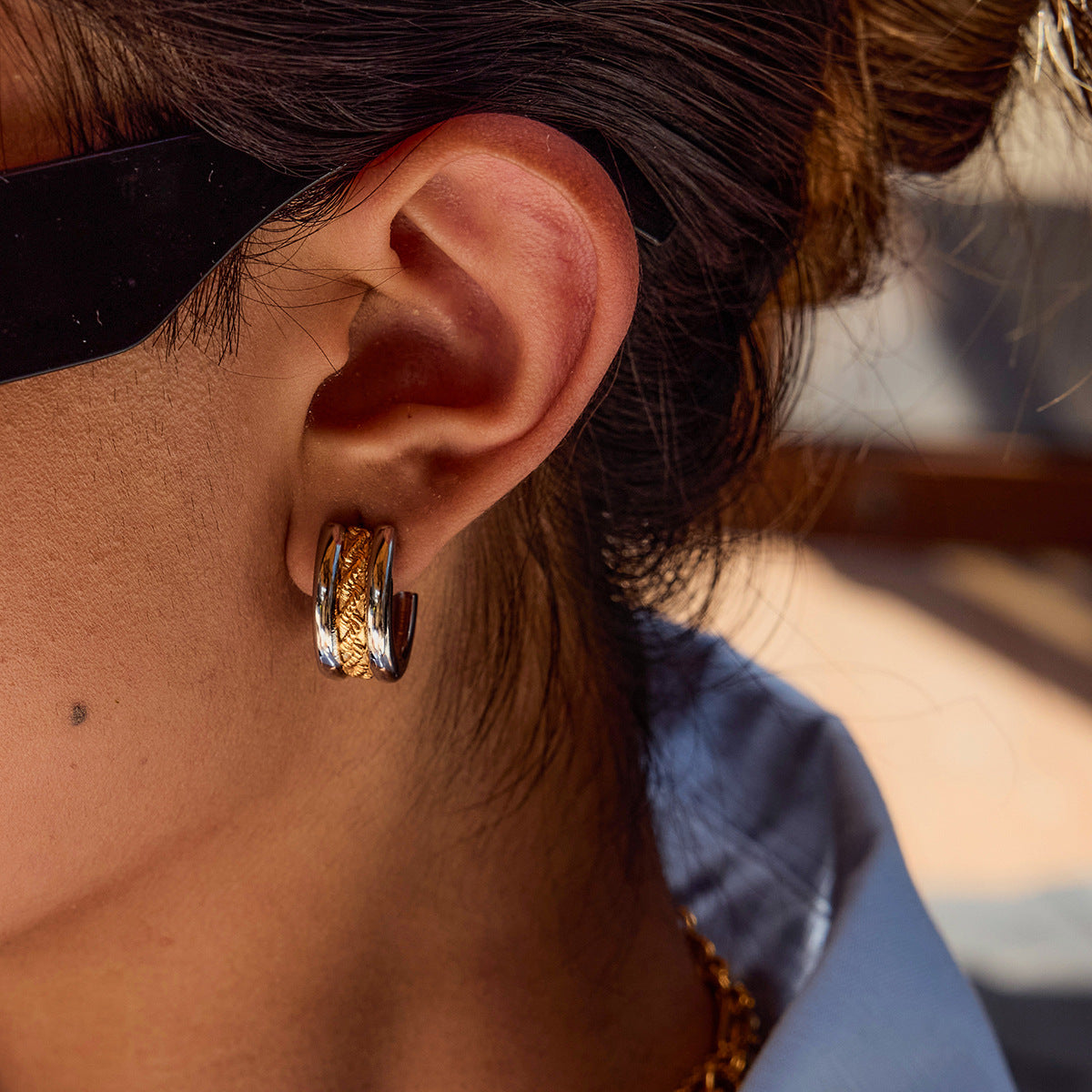 Wholesale 18K Gold Stainless Steel Gold and Silver Color Matching Threaded Double C Earrings