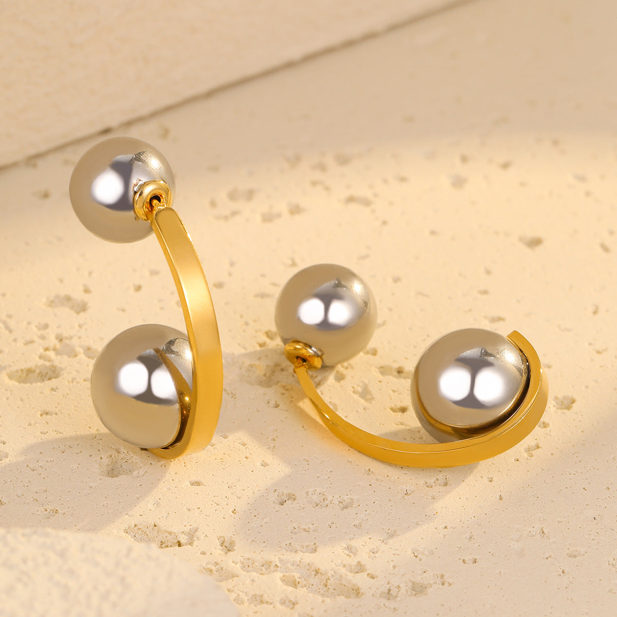 Wholesale All-match Color Matching Circular Arc Hollow Steel Ball Stainless Steel Earrings
