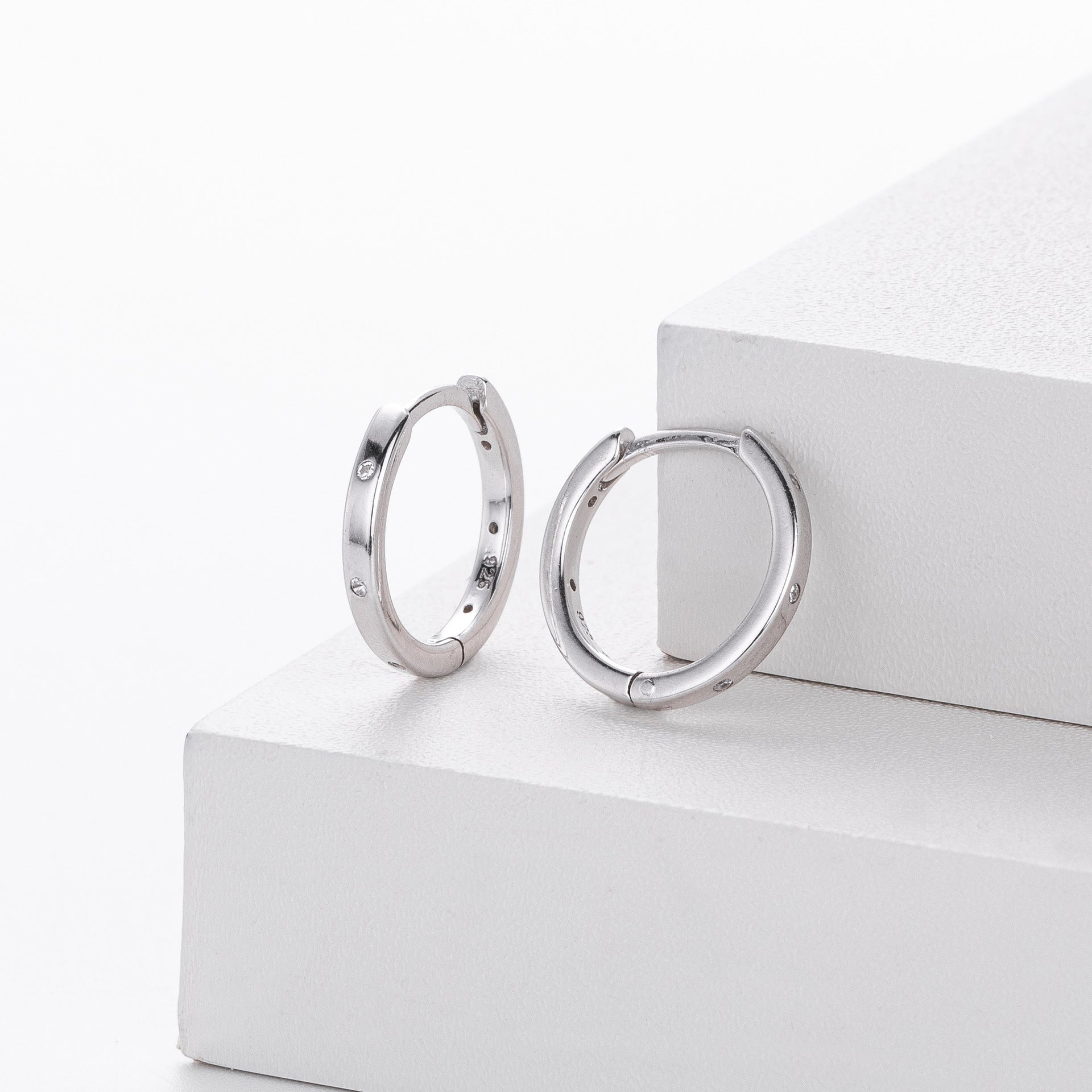 Wholesale  S925 Sterling Silver Diamond Earrings  All-match Earrings