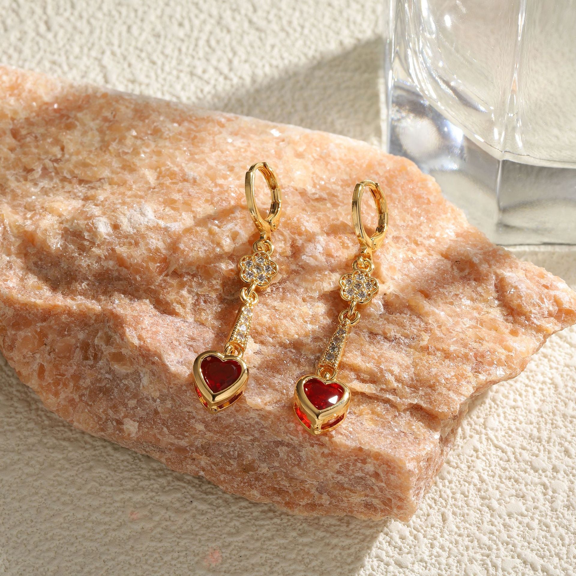 Wholesale Long red heart fashion earrings
