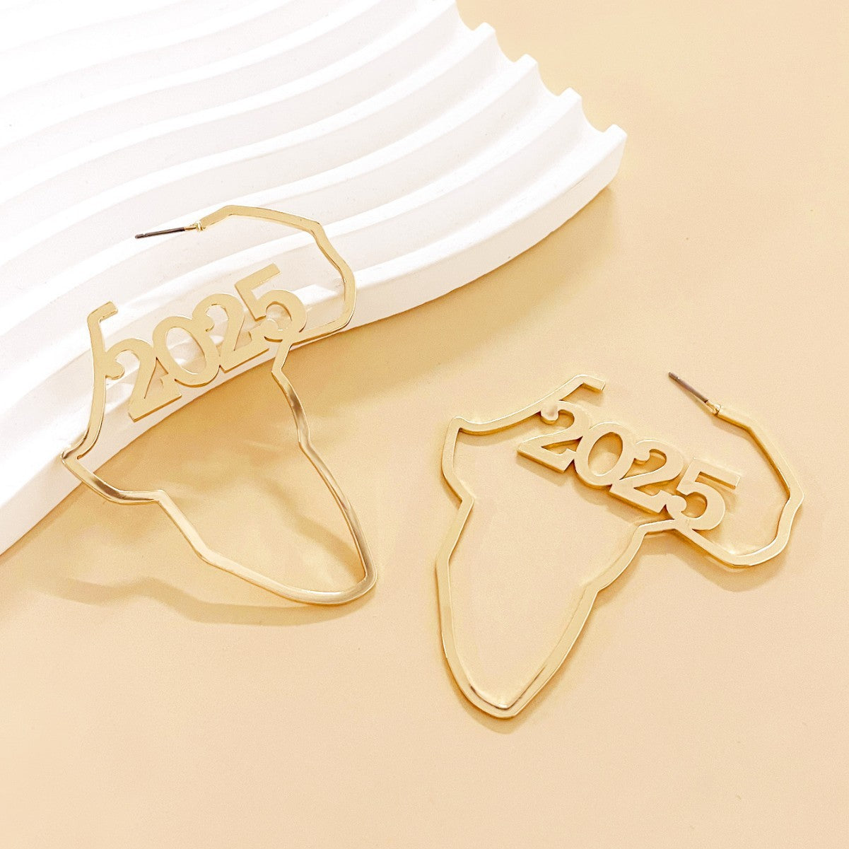 Wholesale  2025 Digital Modeling Simple Fashion Earrings