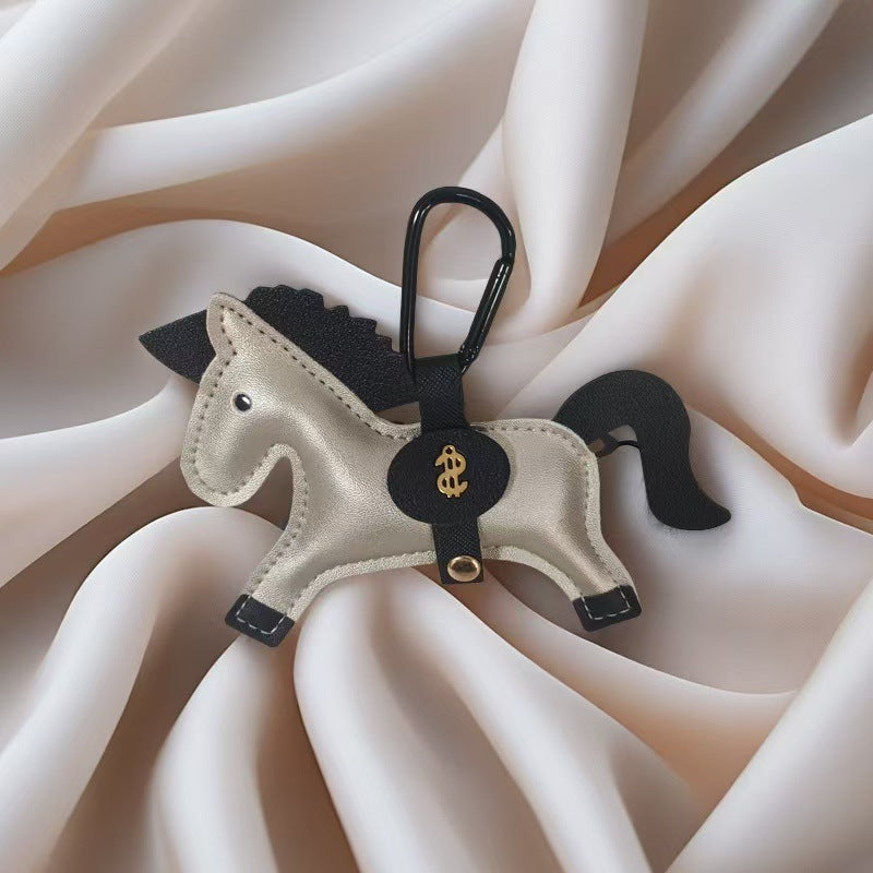 Wholesale Creative Horse Shape Leather Keychain Bag Charm Burgundy For Car Keys And Housewarming Gift