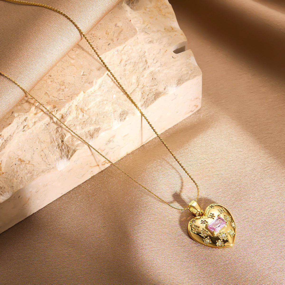 Wholesale Real Gold Copper Pendant Titanium Steel Necklace